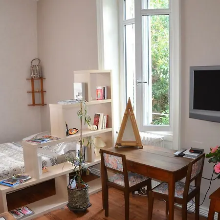 アパート Joli Vue Sur L'eglise *